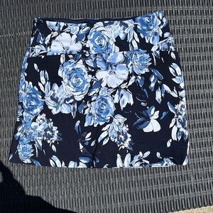 SC &Co. Women’s Skort w/ Tummy Control - Large - floral